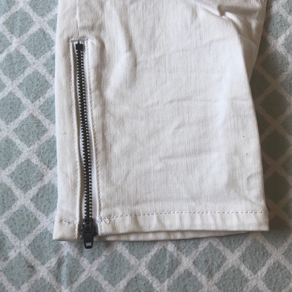 Skinny white jean capris - Picture 4 of 4